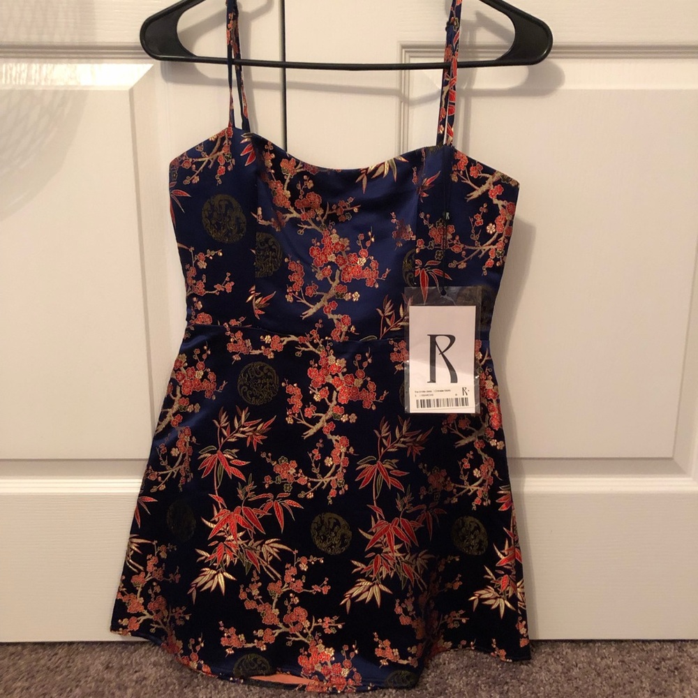 NWT Realisation Emilie Shanghai Dress - Picture 5 of 8